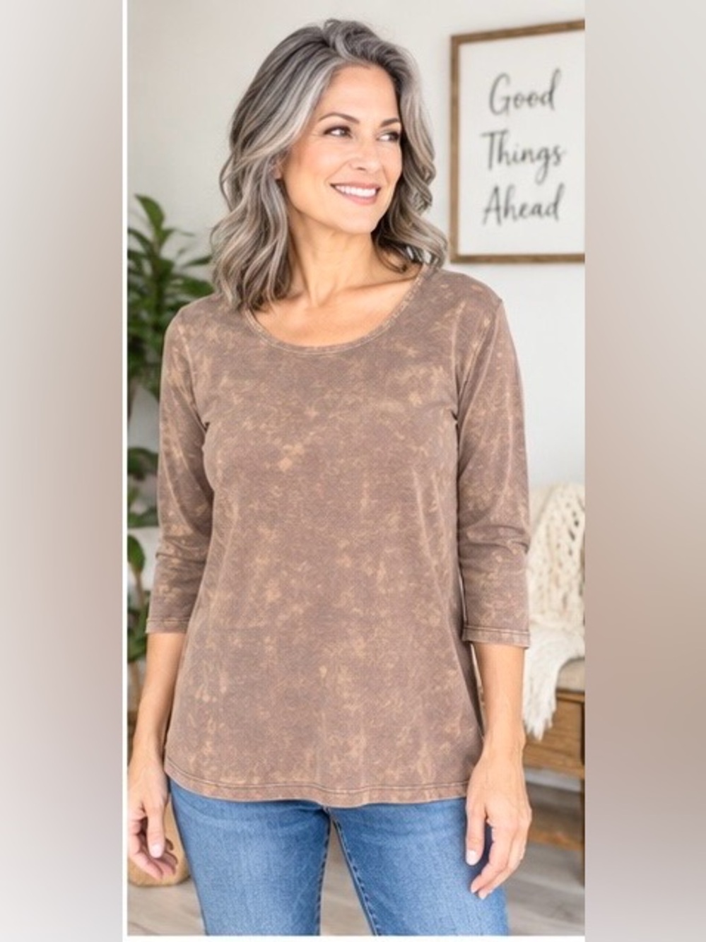 POL Women's Washed Taupe 3/4 Sleeve Scoop Neck Top